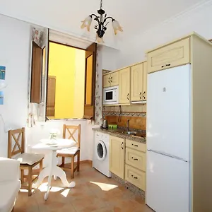 apartamentosmalaga.es-andalucia.com/